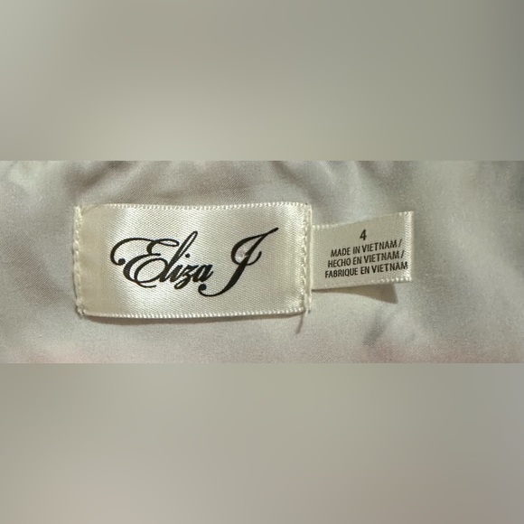 Eliza J Off Shoulder 1/2 Bell Sleeves Floral Paisley Maxi Dress w Tie Waist - Picture 9 of 9